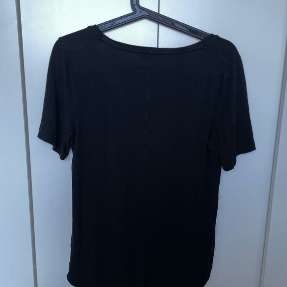 Babaton round neck shirt - Picture 1 of 3